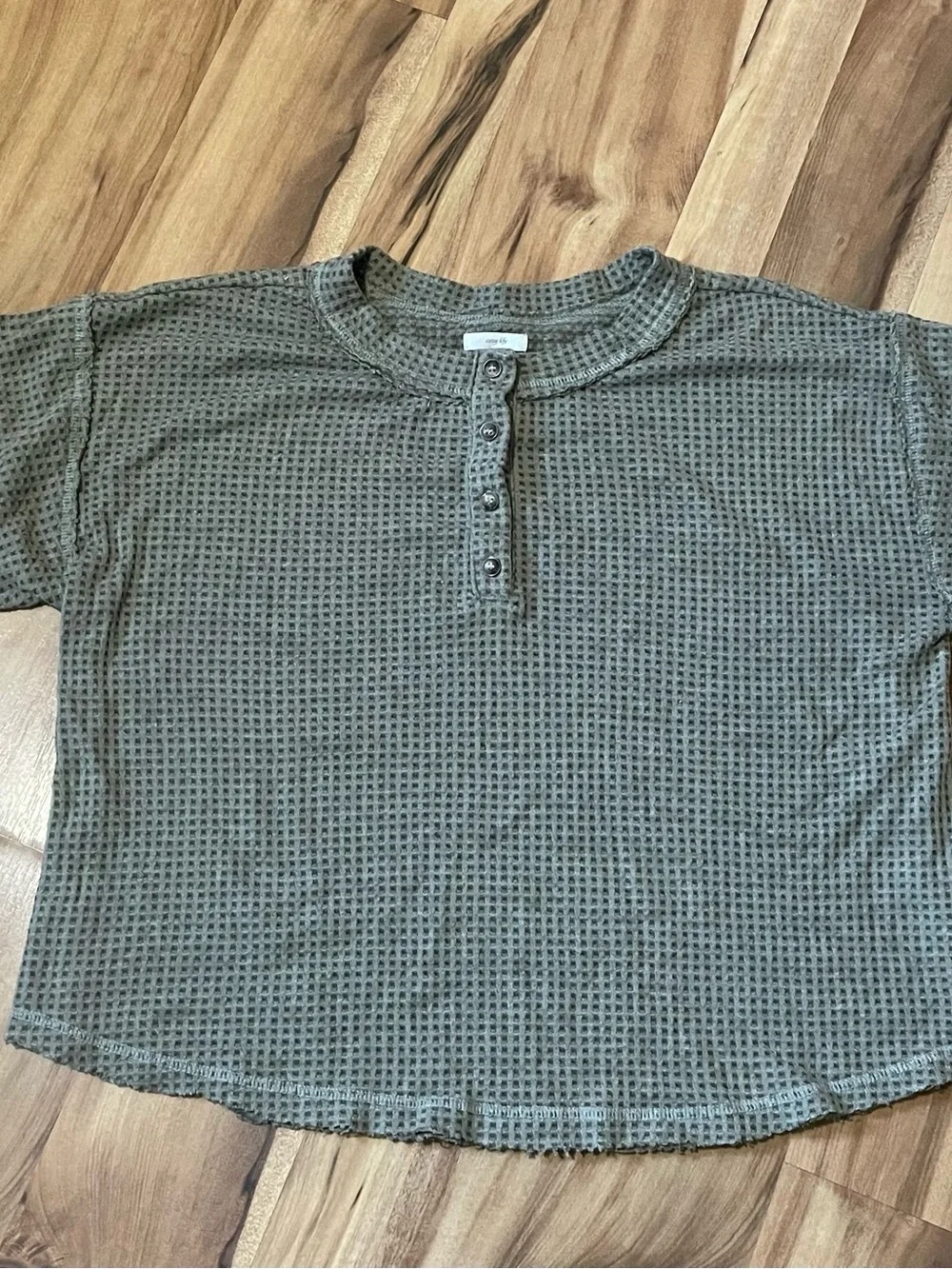 Mine Two Piece Waffle Knit Lounge Set Henley Top and Drawstring Shorts Sz S